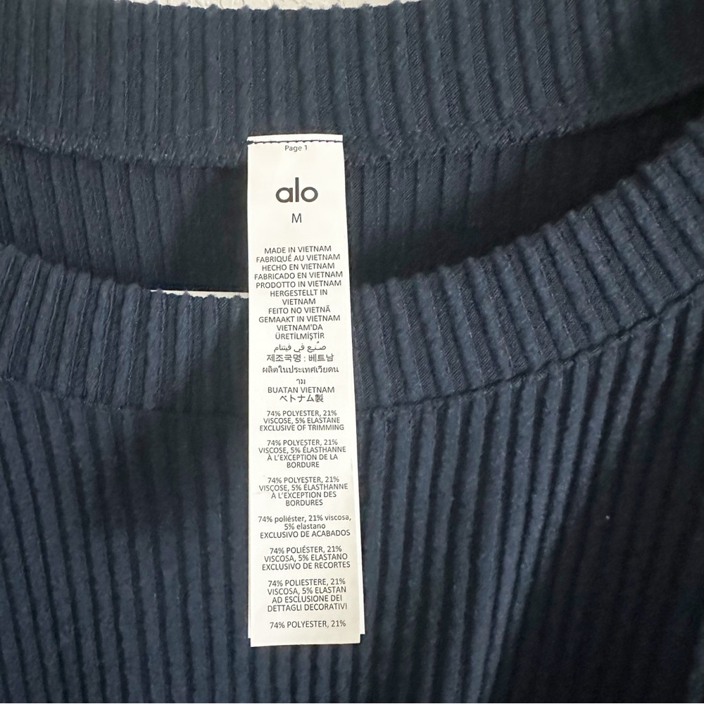 NWT Alo Yoga Muse Crew Neck Pullover Top Long Sleeve Sweater Navy Blue Sz M - Picture 6 of 7